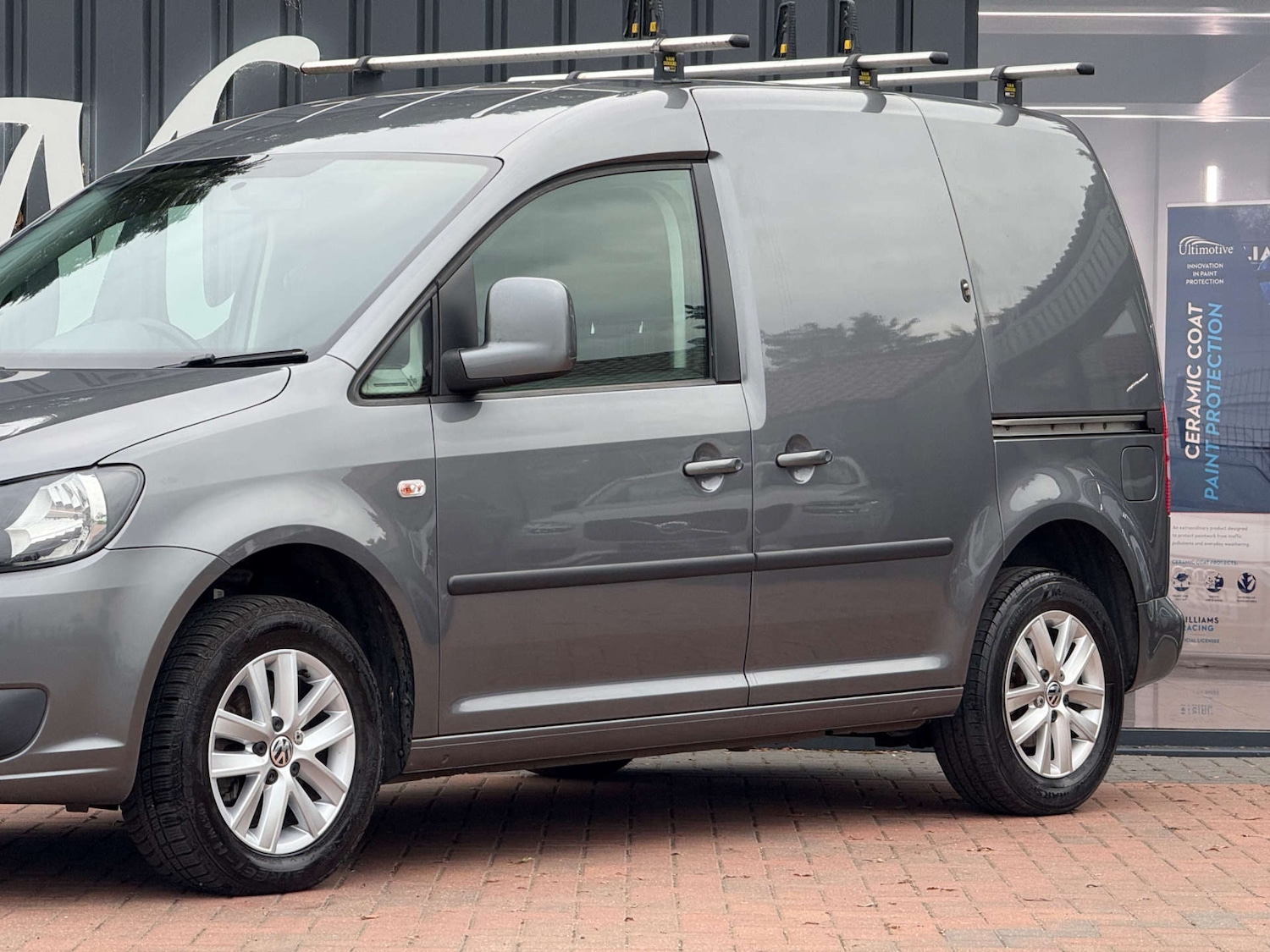 Used Volkswagen Caddy 2015 for sale - 76077950: Photo 2