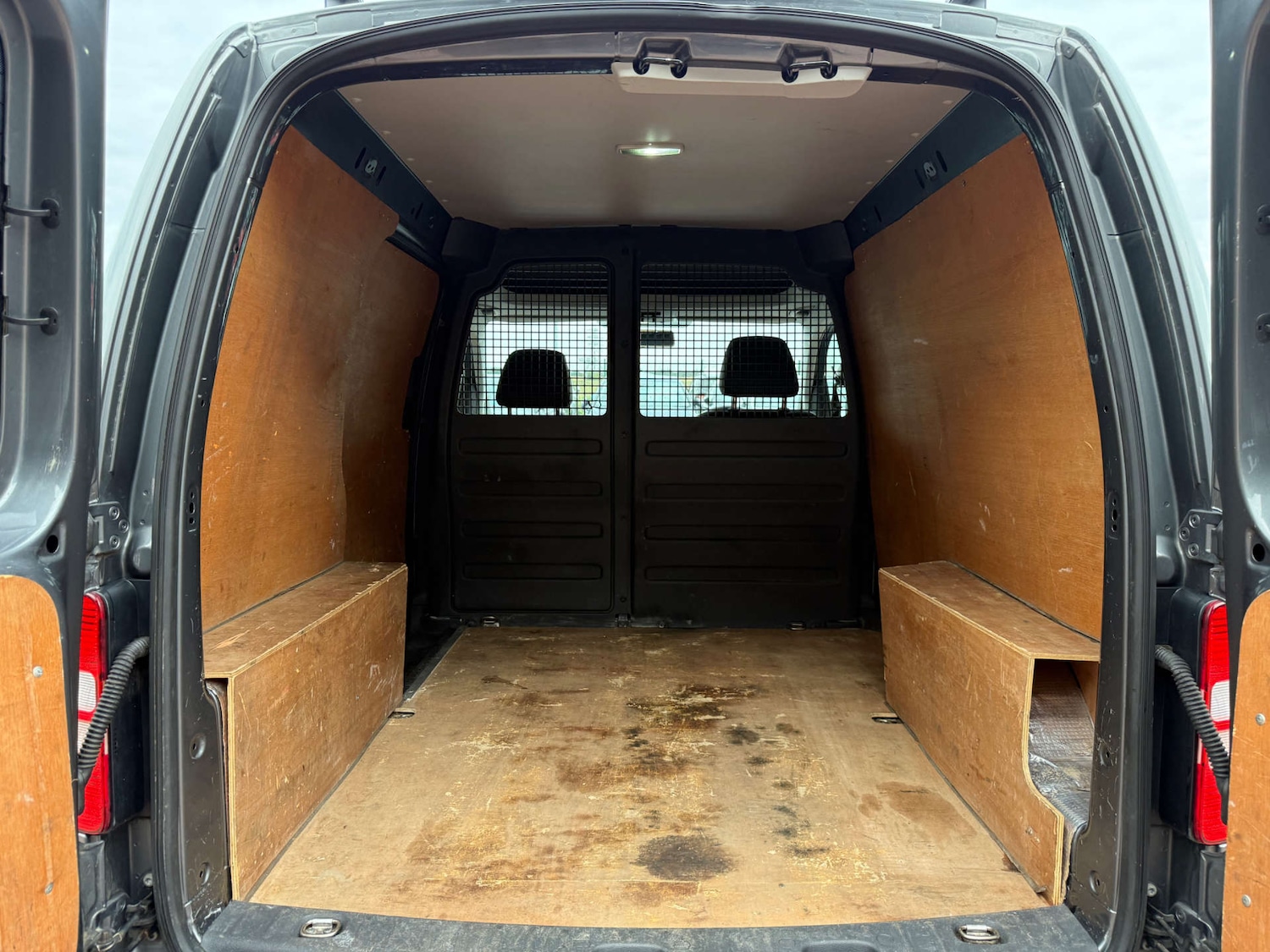 Used Volkswagen Caddy 2015 for sale - 76077950: Photo 25