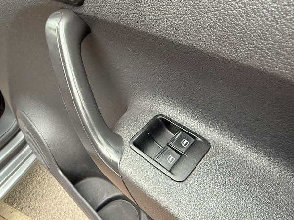 Used Volkswagen Caddy 2015 for sale - 76077950: Photo 28
