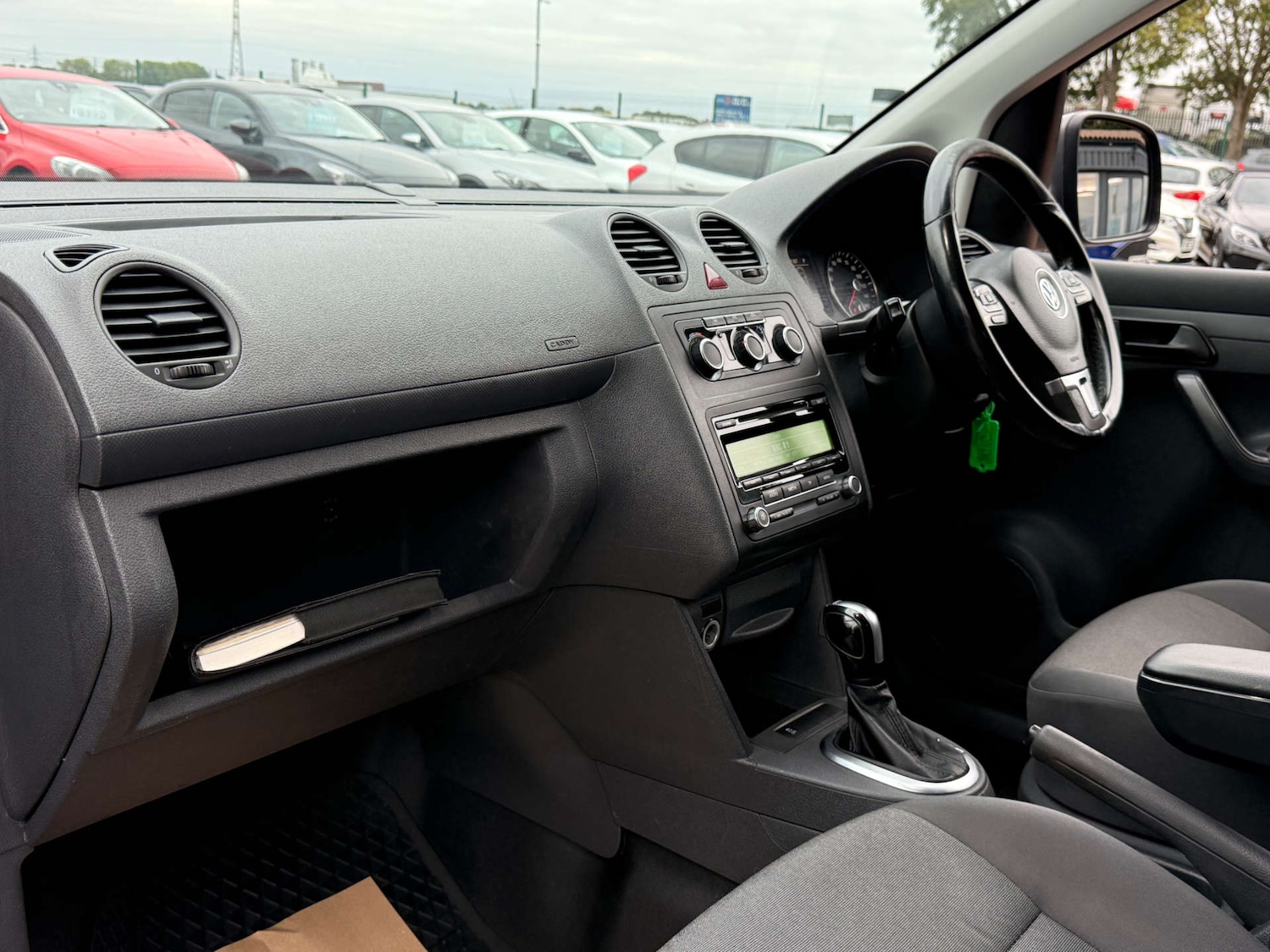 Used Volkswagen Caddy 2015 for sale - 76077950: Photo 37