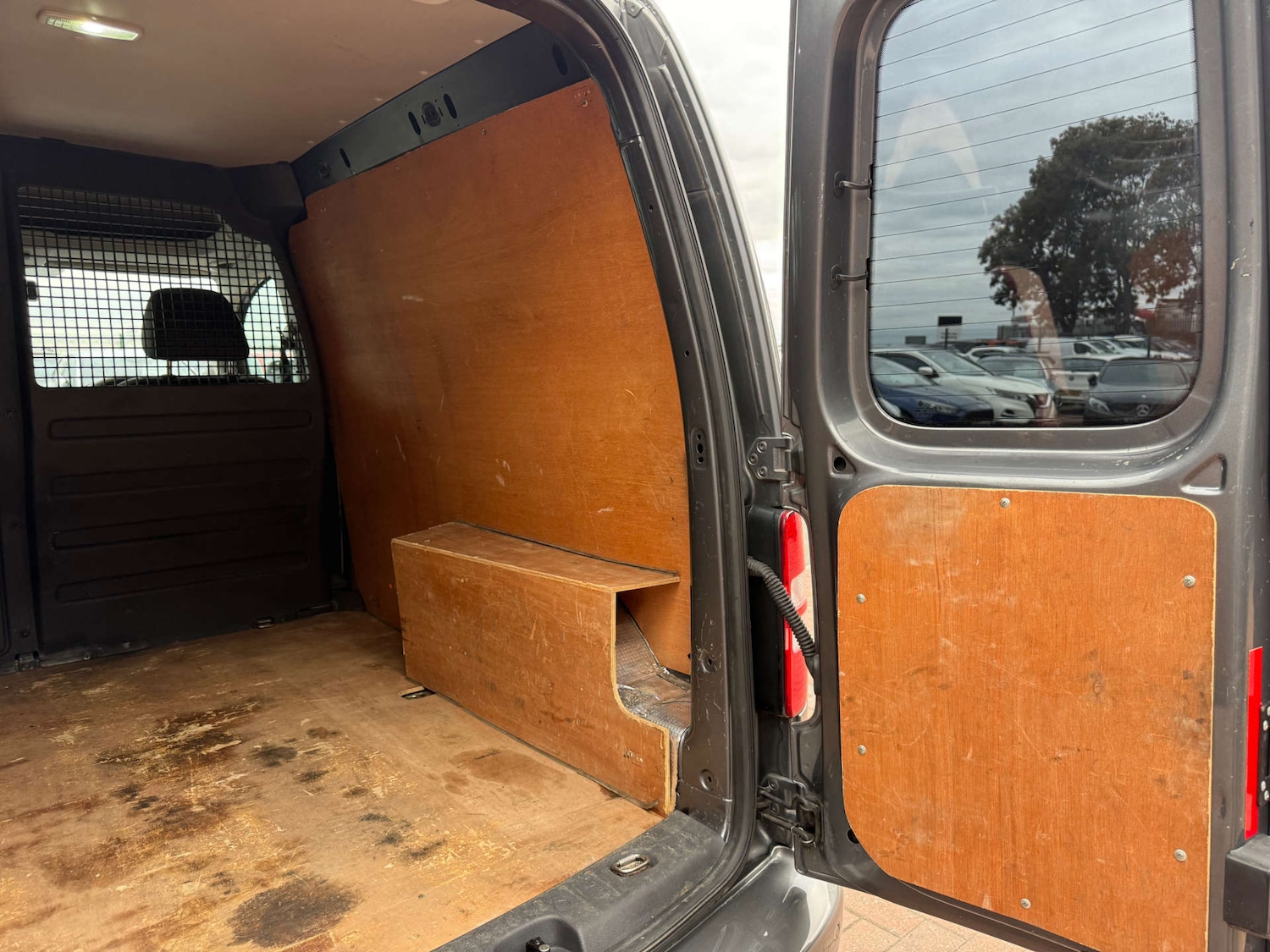 Used Volkswagen Caddy 2015 for sale - 76077950: Photo 48