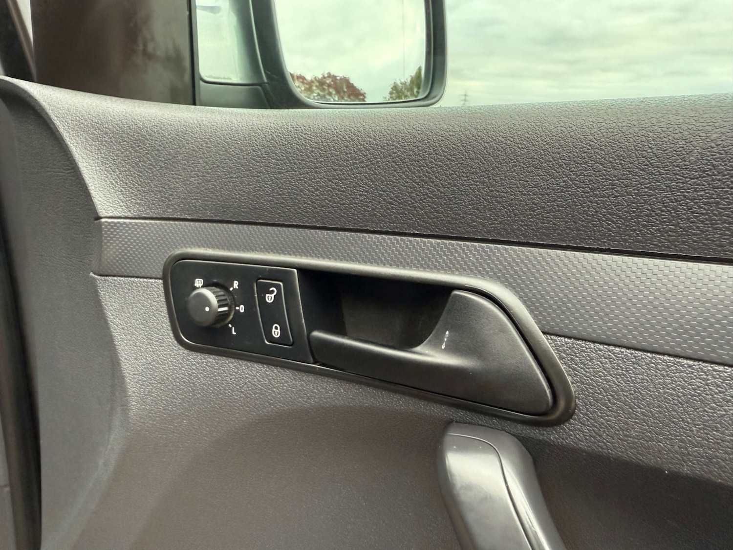 Used Volkswagen Caddy 2015 for sale - 76077950: Photo 49