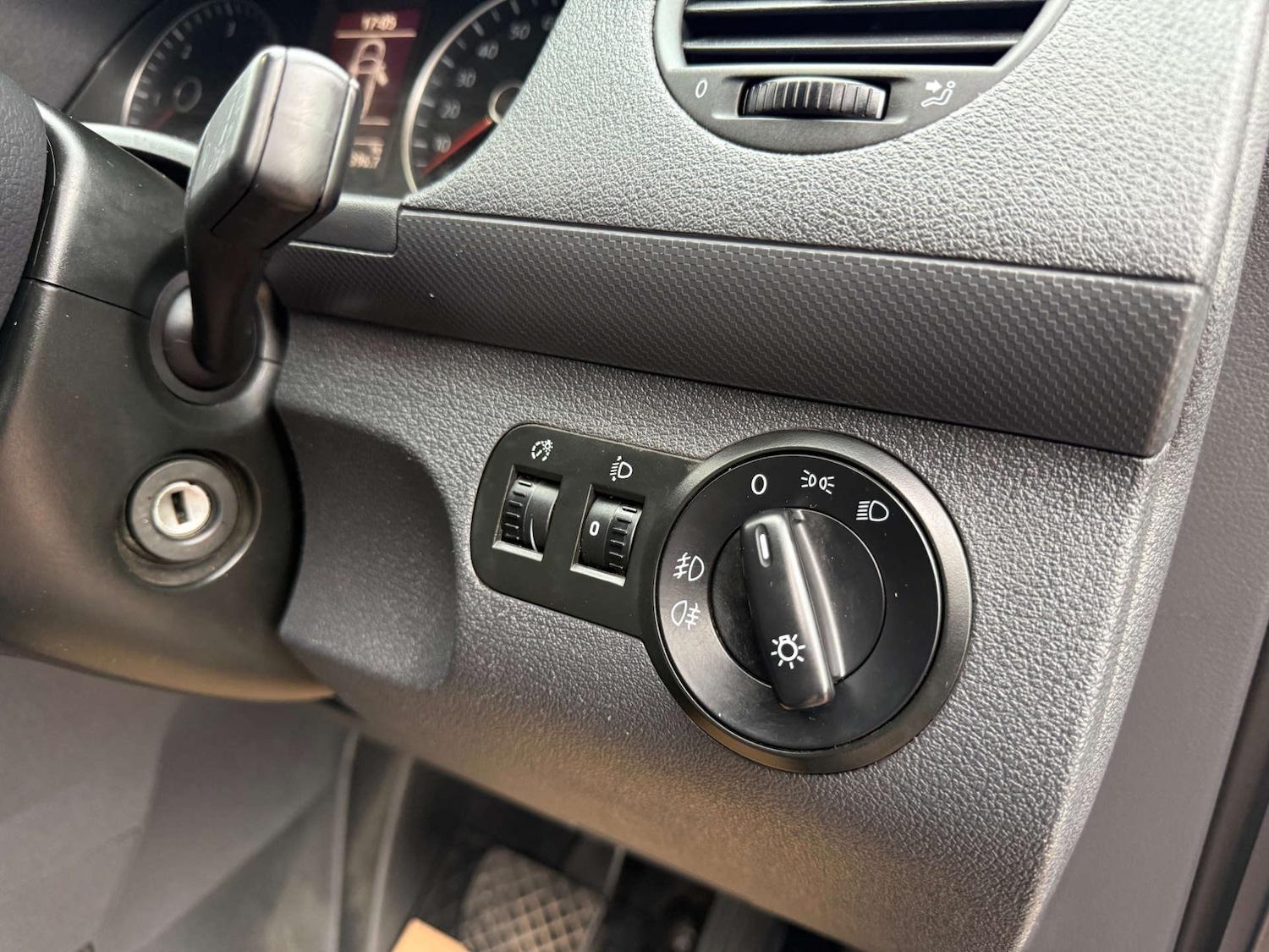 Used Volkswagen Caddy 2015 for sale - 76077950: Photo 50