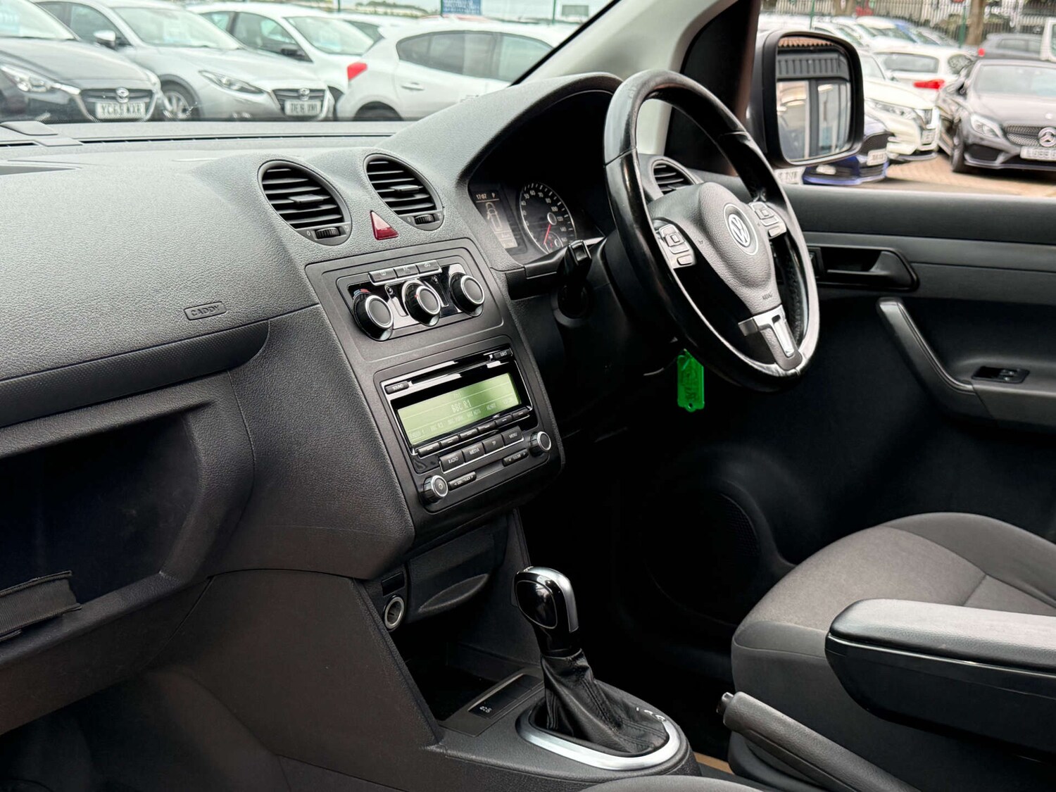 Used Volkswagen Caddy 2015 for sale - 76077950: Photo 68