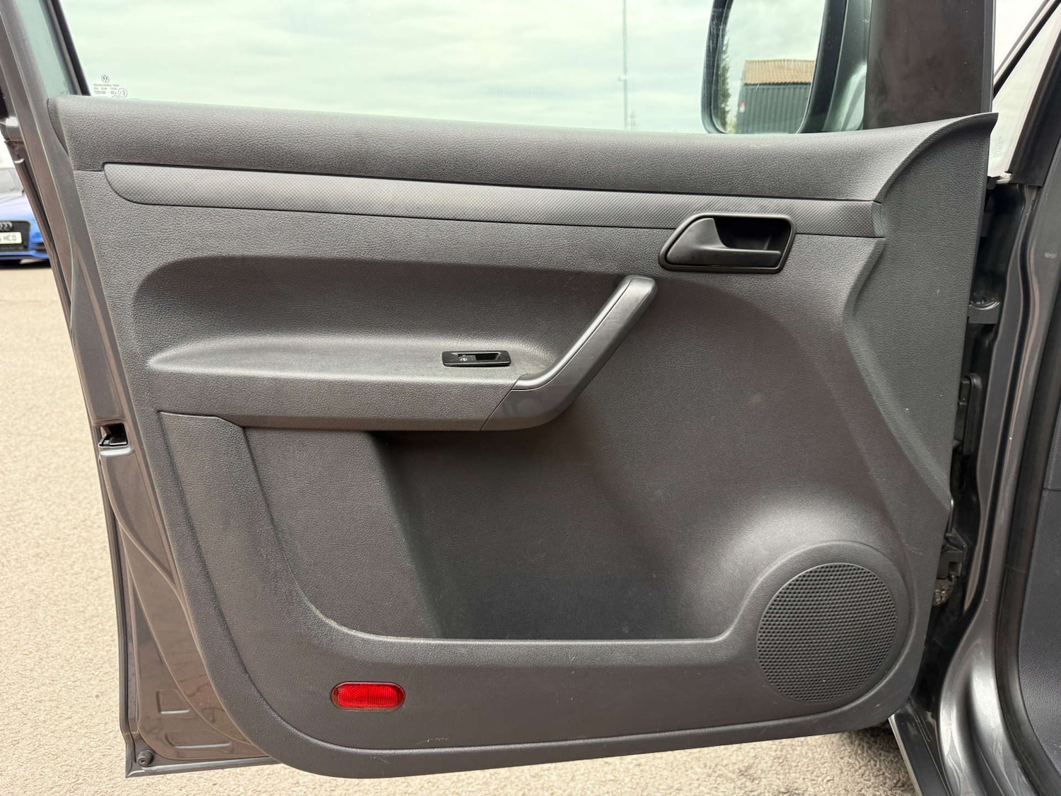 Used Volkswagen Caddy 2015 for sale - 76077950: Photo 69