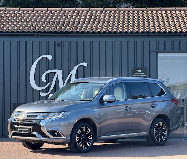 Used Mitsubishi Outlander 2018 for sale - 74996946: Photo 1