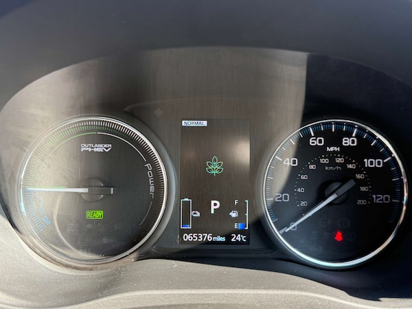 Used Mitsubishi Outlander 2018 for sale - 74996946: Photo 25