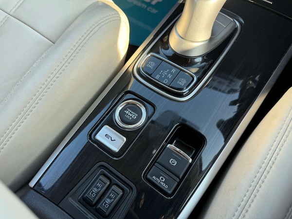 Used Mitsubishi Outlander 2018 for sale - 74996946: Photo 55