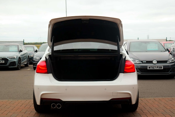 Used BMW 3 Series 2015 for sale - 76232973: Photo 12