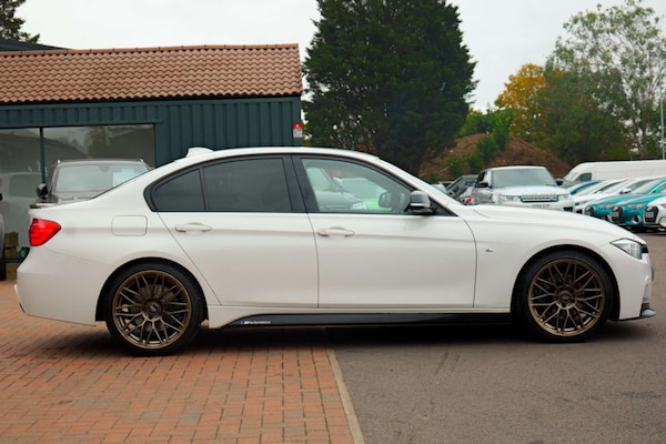 Used BMW 3 Series 2015 for sale - 76232973: Photo 4