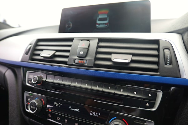 Used BMW 3 Series 2015 for sale - 76232973: Photo 56
