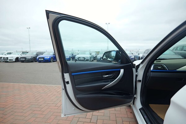 Used BMW 3 Series 2015 for sale - 76232973: Photo 93