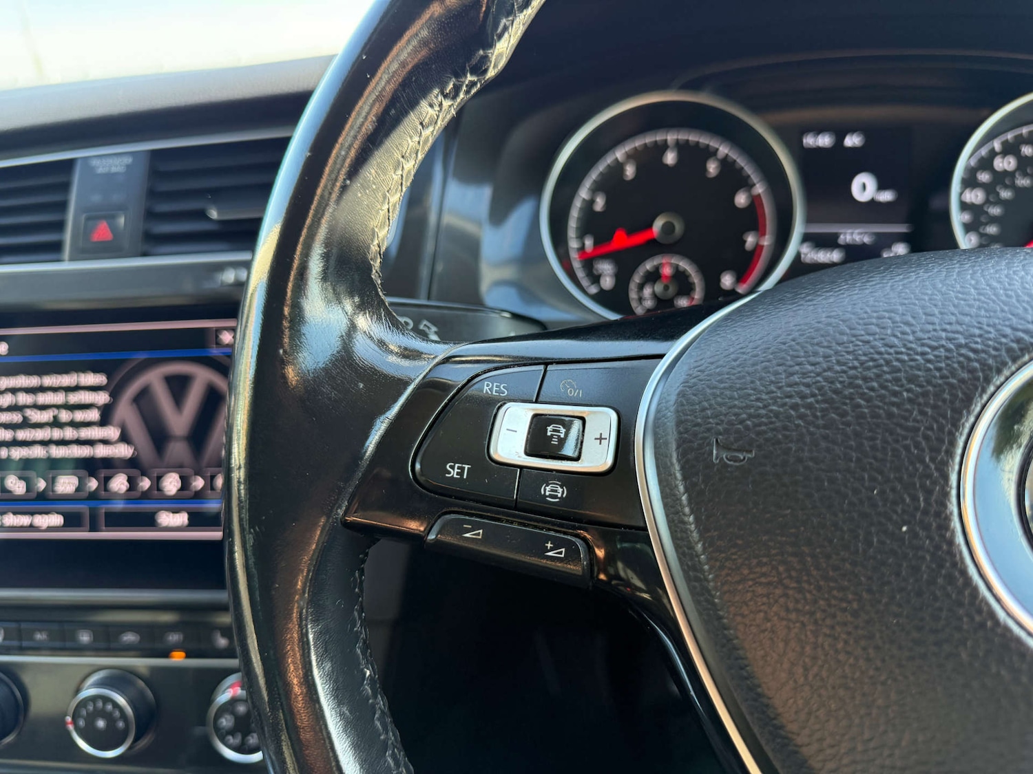 Used Volkswagen Golf 2019 for sale - 76027741: Photo 28