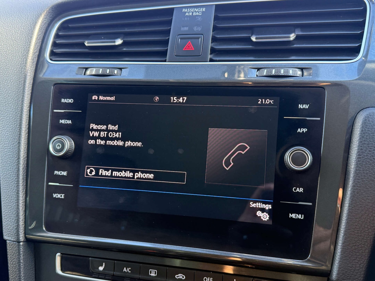 Used Volkswagen Golf 2019 for sale - 76027741: Photo 30