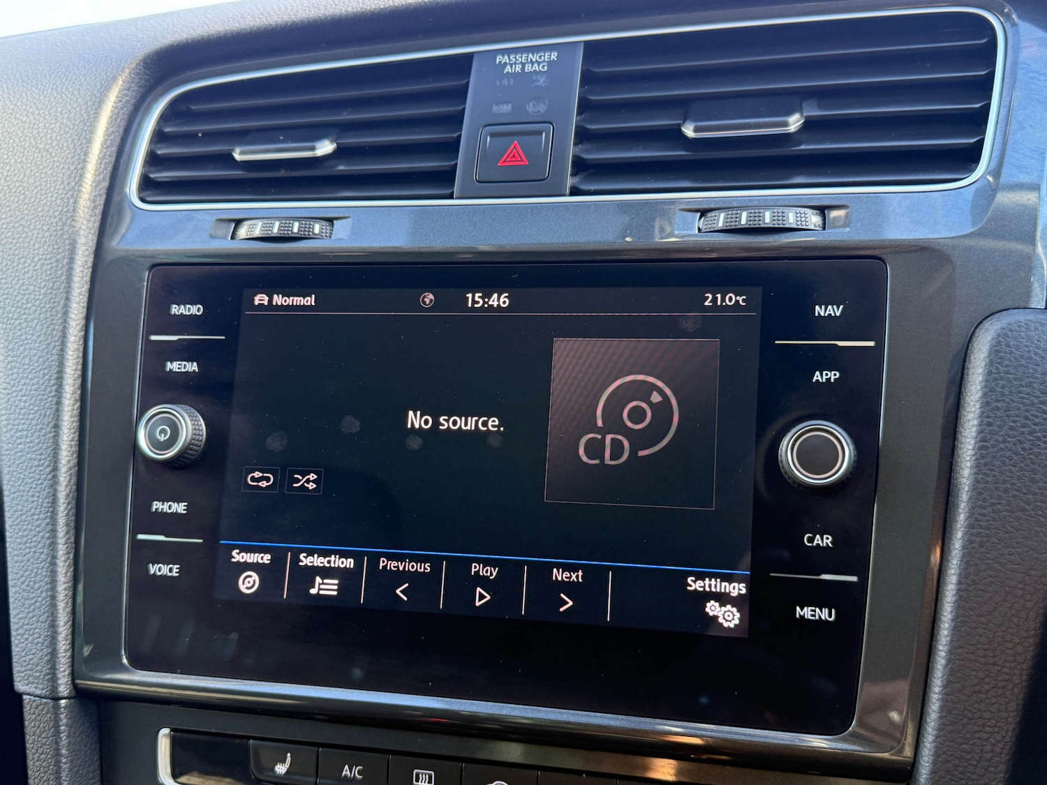 Used Volkswagen Golf 2019 for sale - 76027741: Photo 64