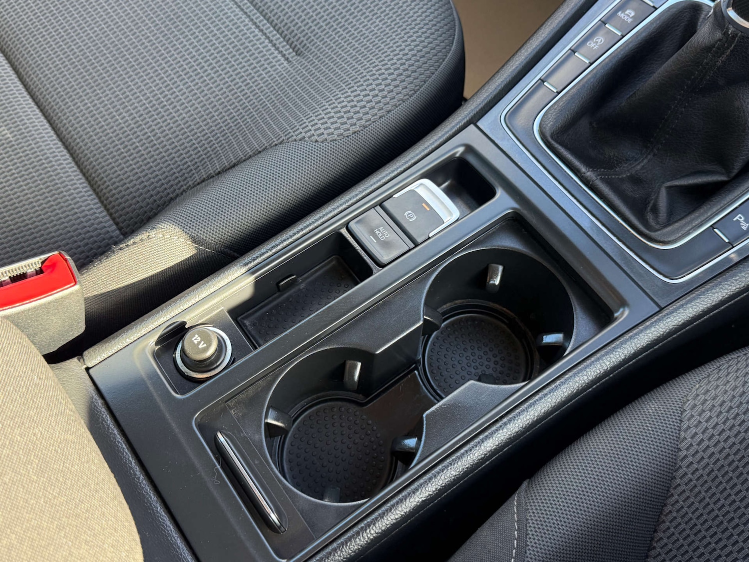 Used Volkswagen Golf 2019 for sale - 76027741: Photo 75