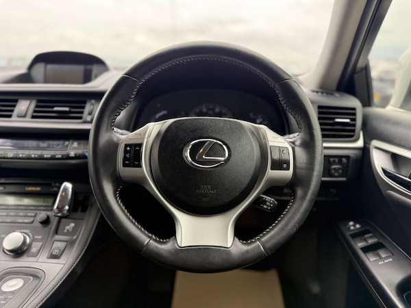 Used Lexus CT 2013 for sale - 75262236: Photo 32