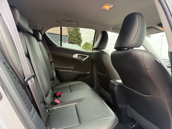 Used Lexus CT 2013 for sale - 75262236: Photo 33
