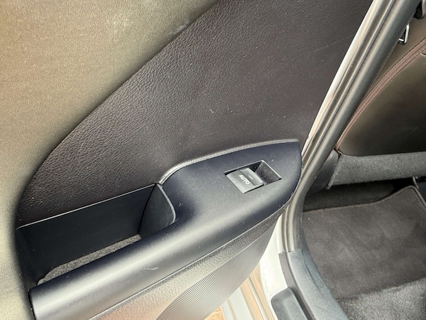 Used Lexus CT 2013 for sale - 75262236: Photo 73