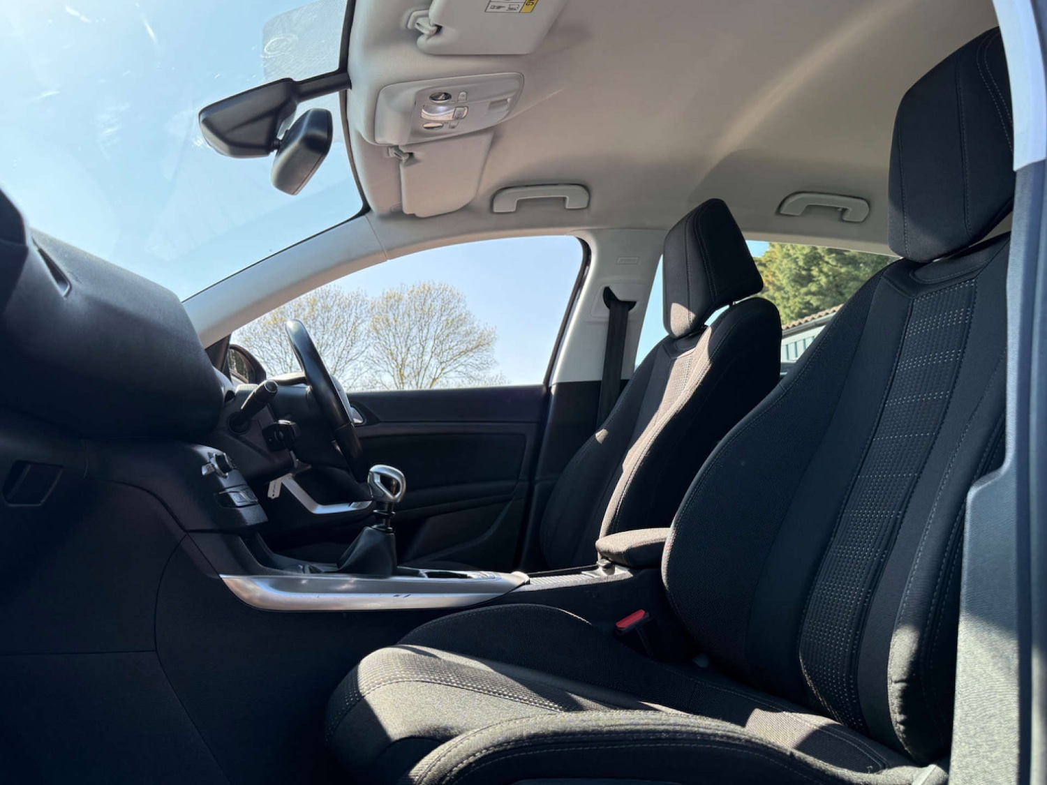 Used Peugeot 308 2016 for sale - 76651417: Photo 13