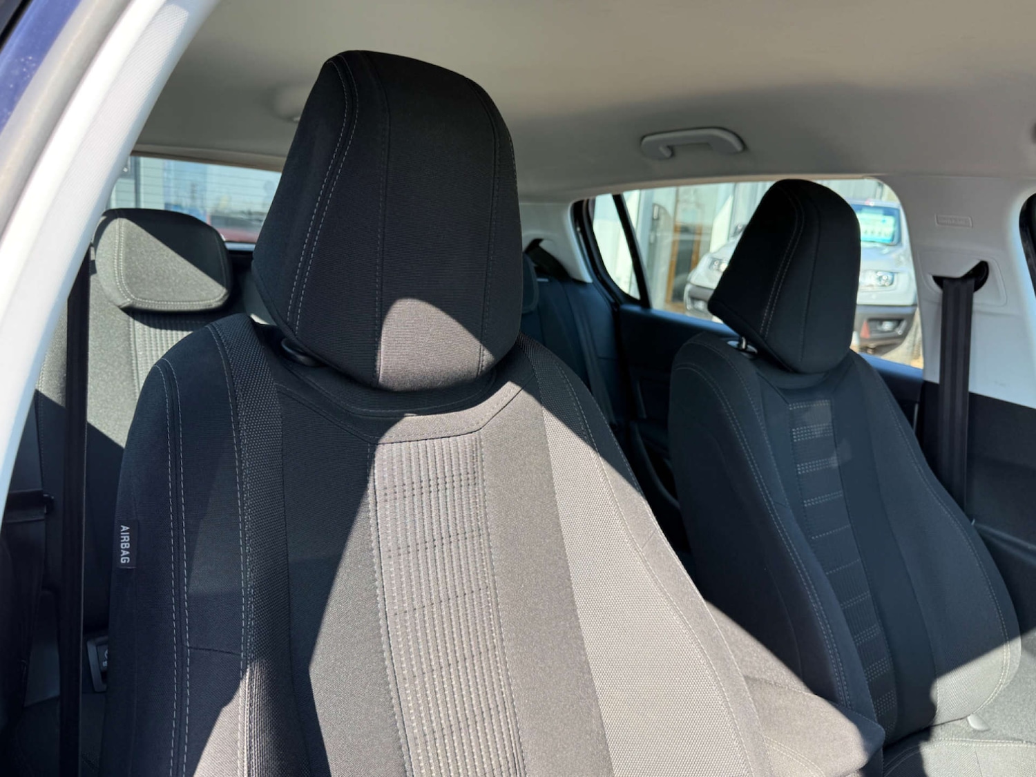 Used Peugeot 308 2016 for sale - 76651417: Photo 28