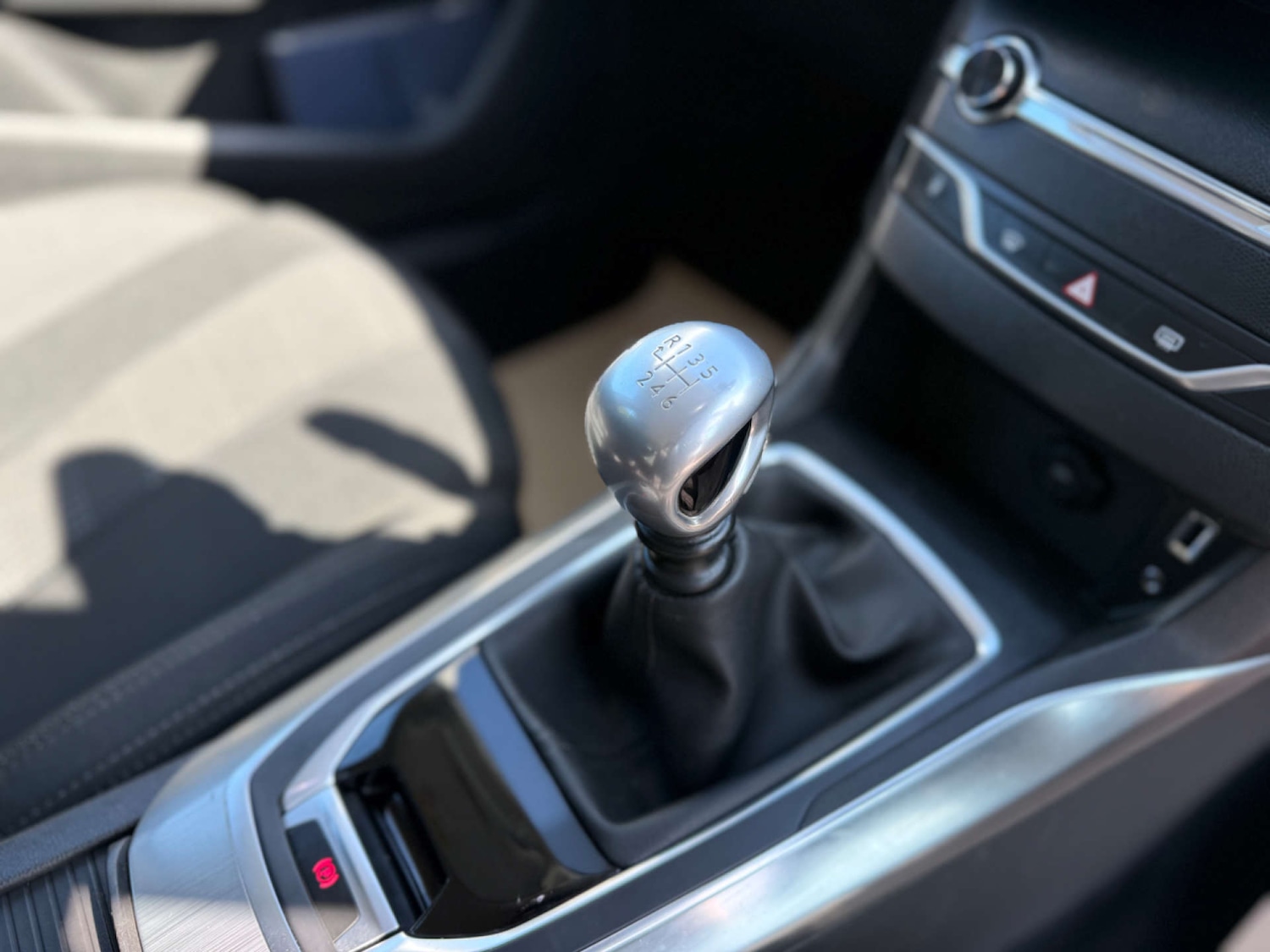 Used Peugeot 308 2016 for sale - 76651417: Photo 36