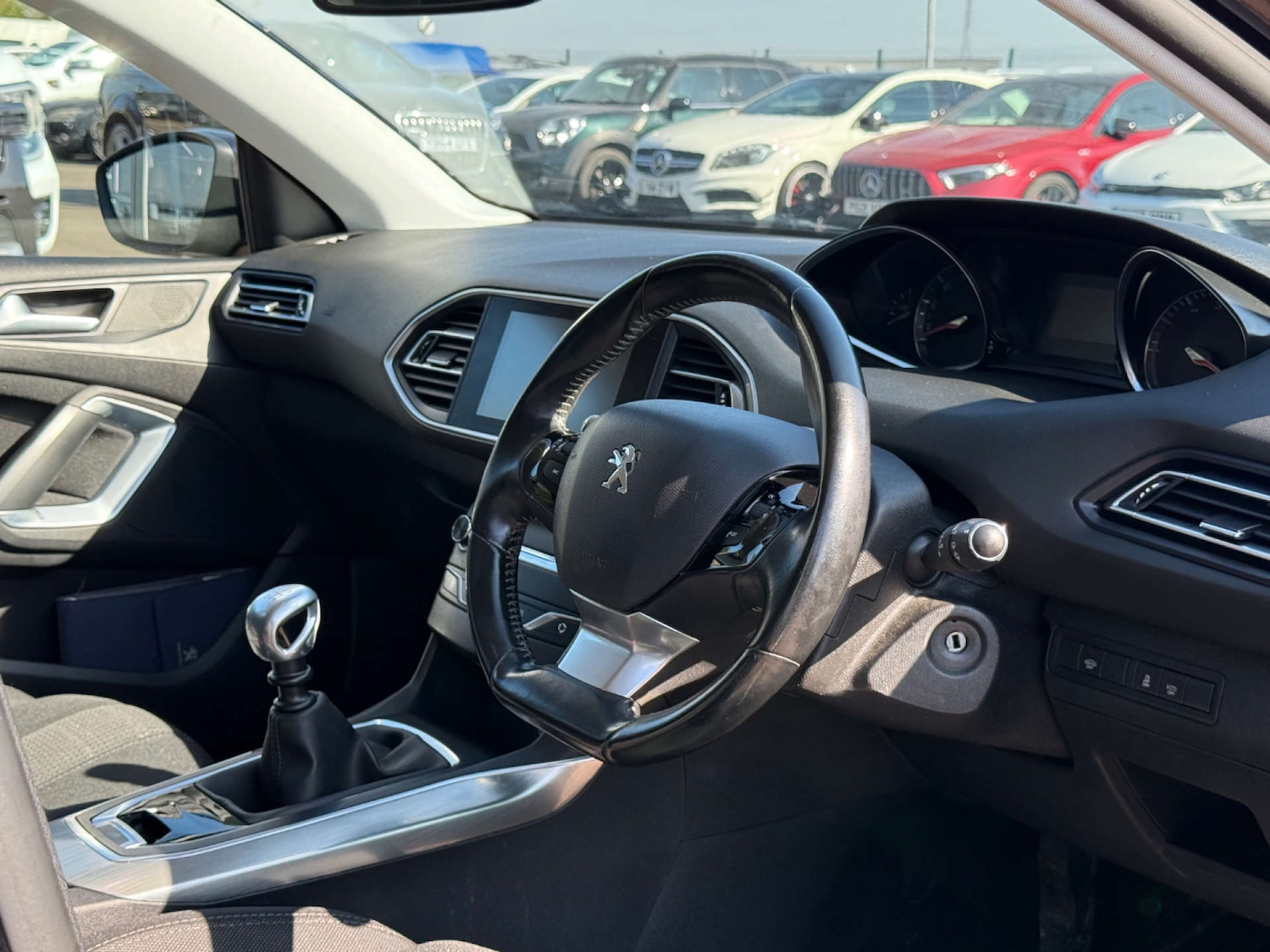 Used Peugeot 308 2016 for sale - 76651417: Photo 37