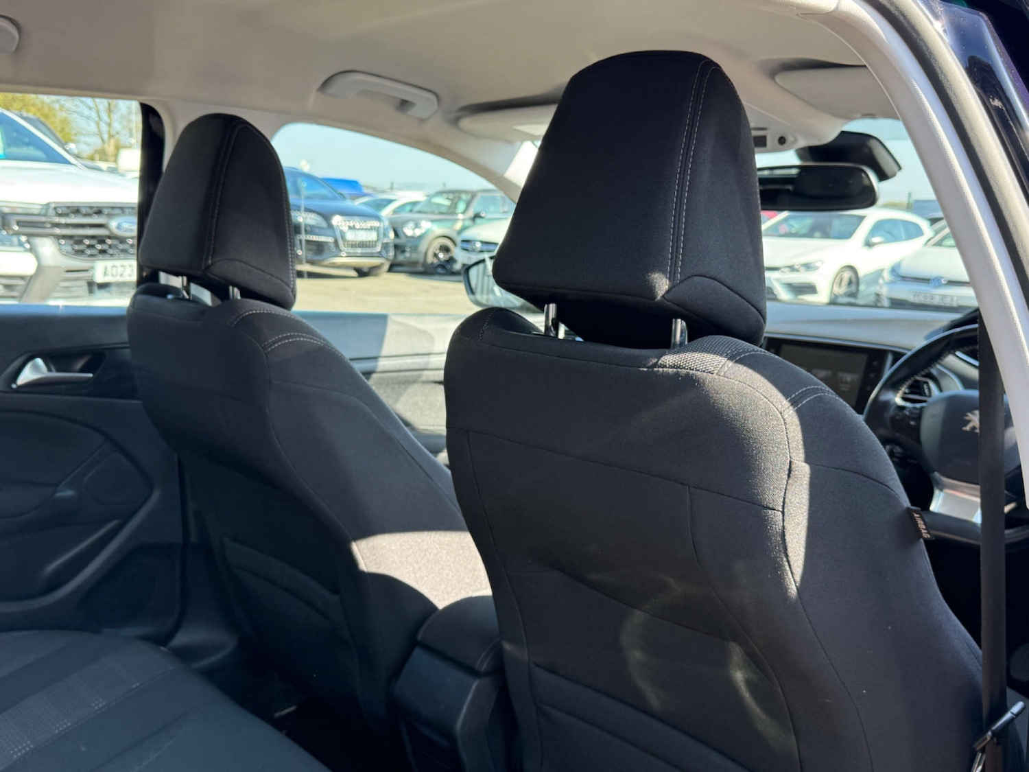 Used Peugeot 308 2016 for sale - 76651417: Photo 65