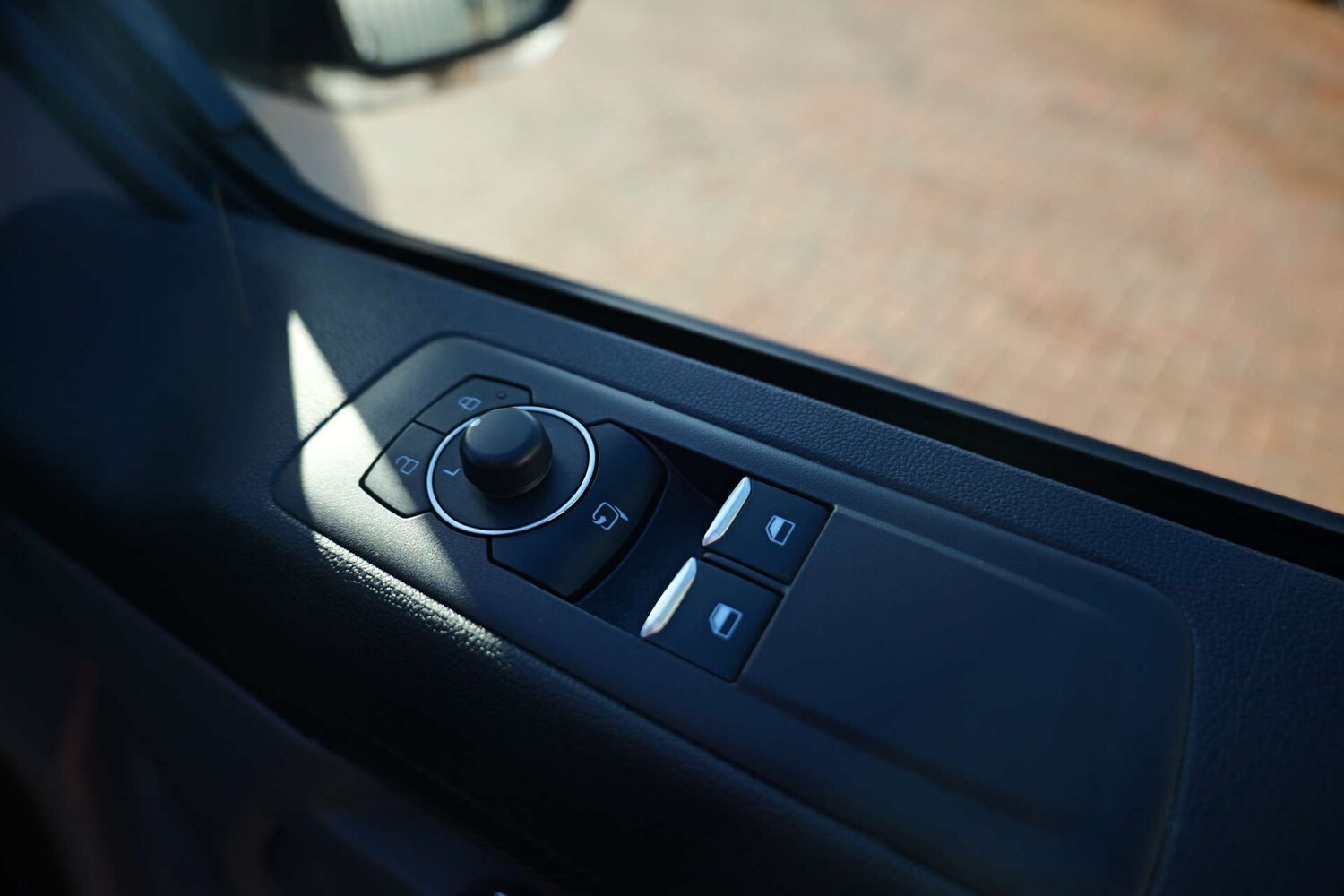 Used Ford Transit Custom 2025 for sale - 76829979: Photo 17