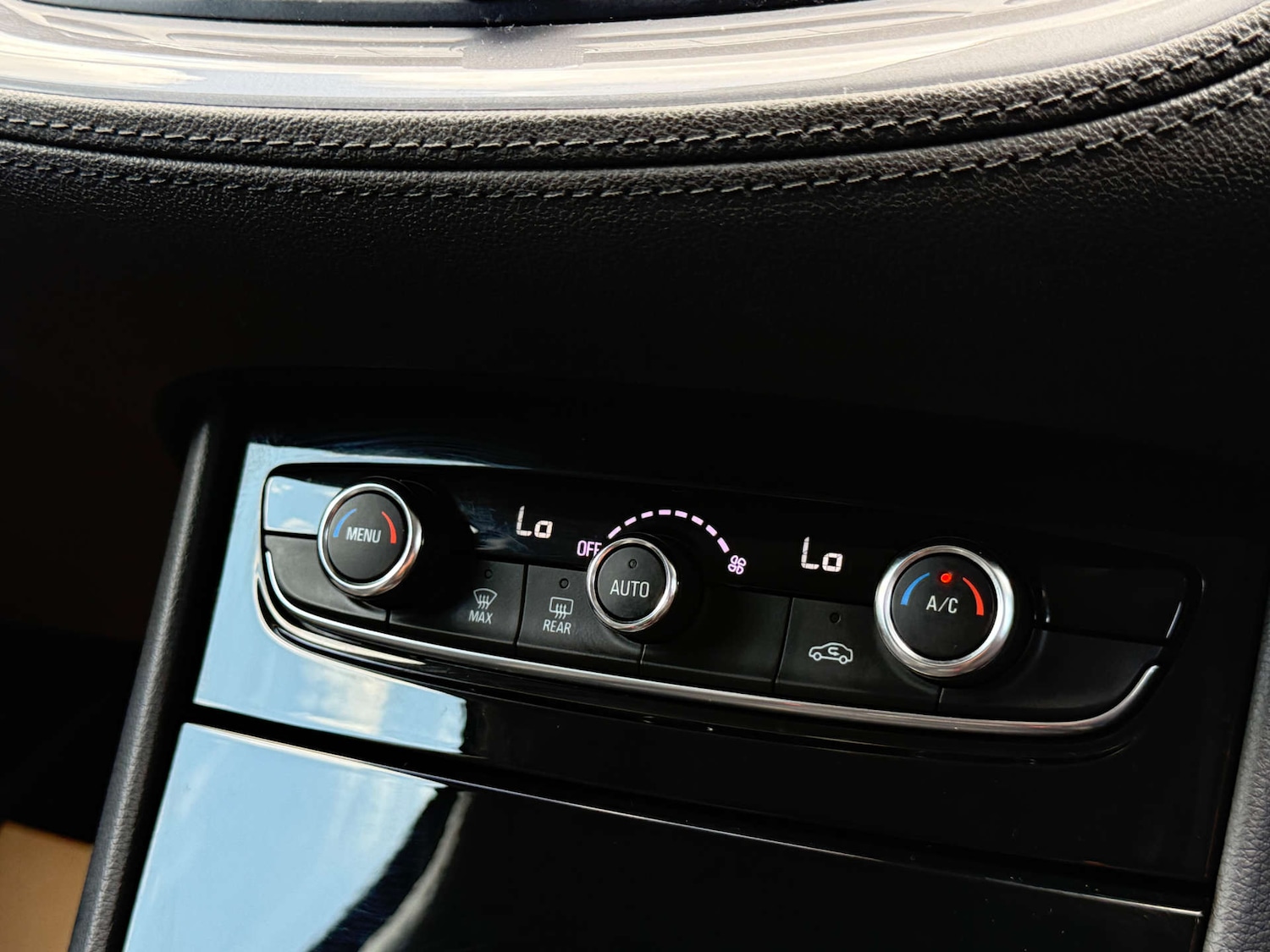 Used Vauxhall Grandland X 2019 for sale - 76601924: Photo 55