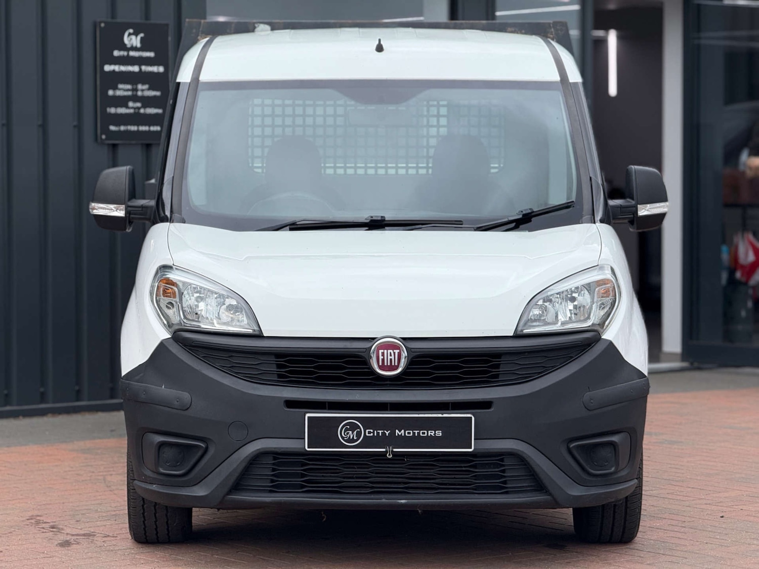 Used Fiat Doblo 2015 for sale - 76278060: Photo 2