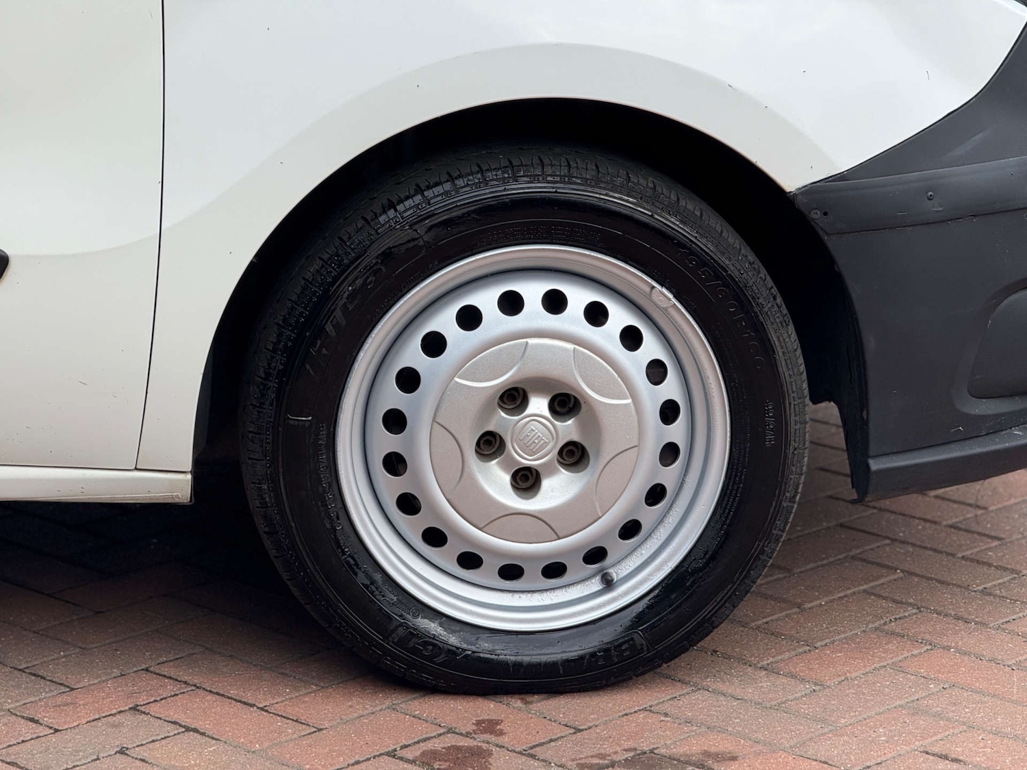 Used Fiat Doblo 2015 for sale - 76278060: Photo 29