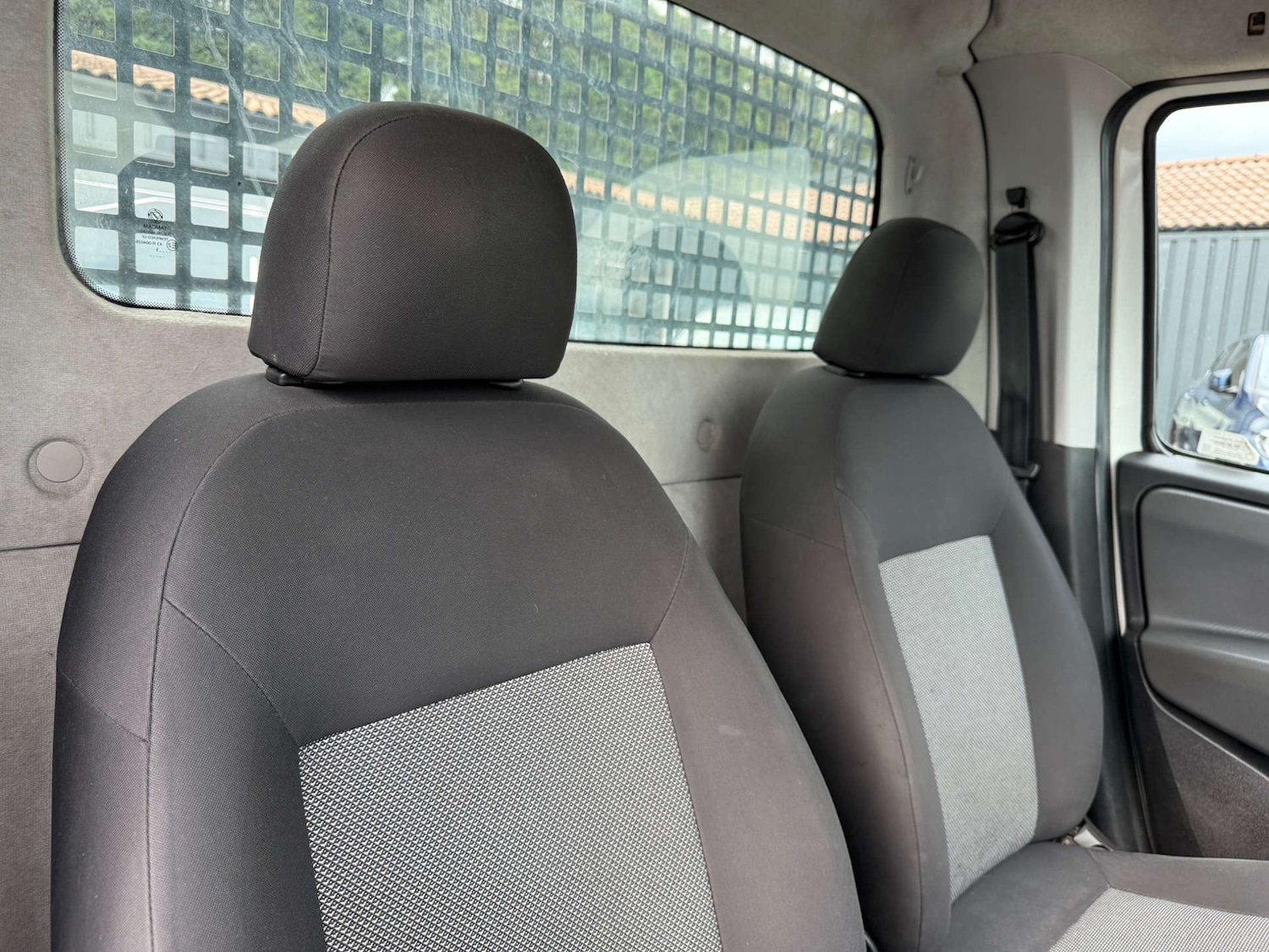 Used Fiat Doblo 2015 for sale - 76278060: Photo 35