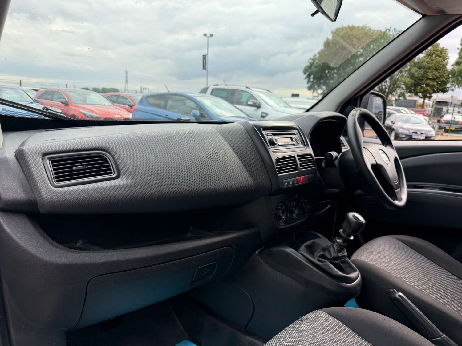 Used Fiat Doblo 2015 for sale - 76278060: Photo 42