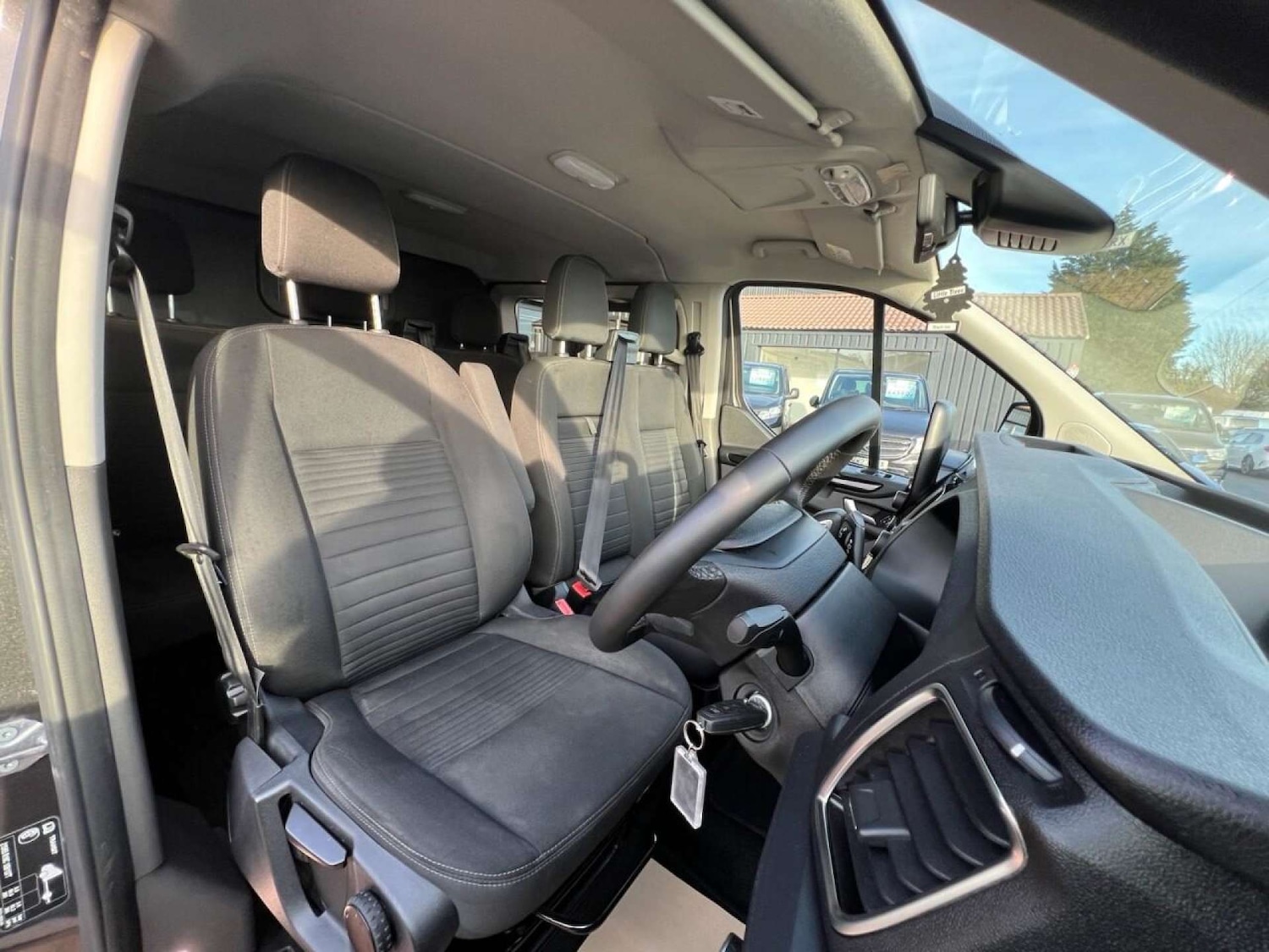 Used Ford Transit Custom 2022 for sale - 76391180: Photo 17