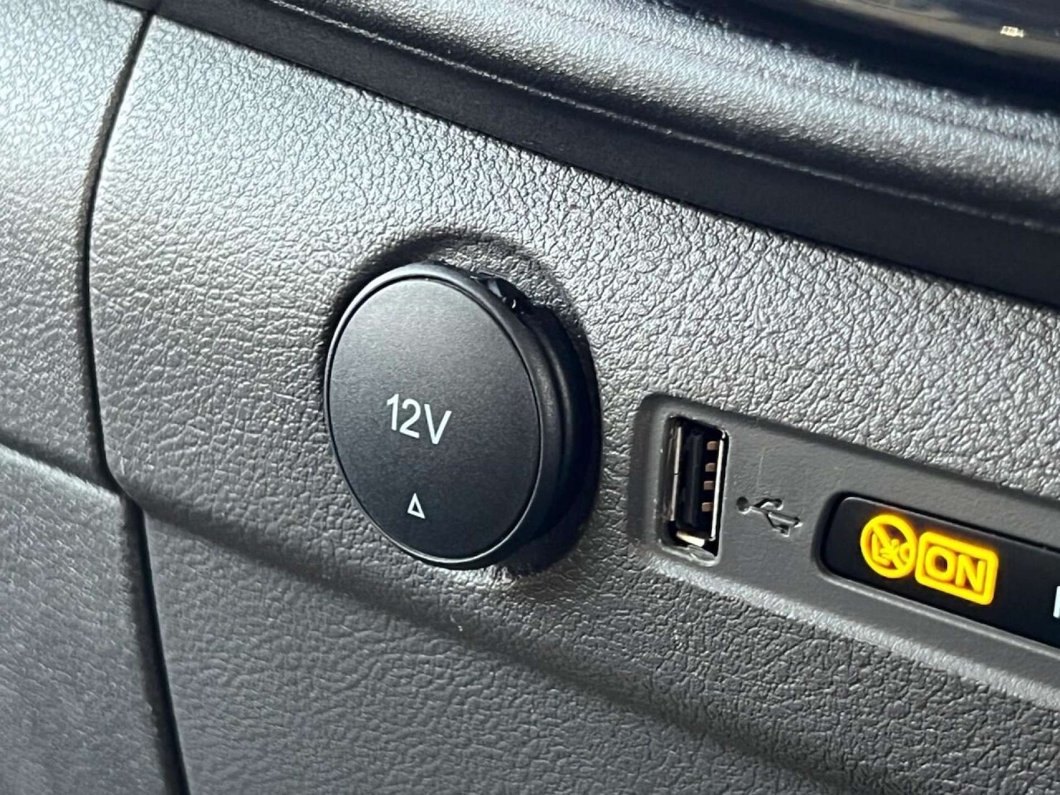 Used Ford Transit Custom 2022 for sale - 76391180: Photo 21