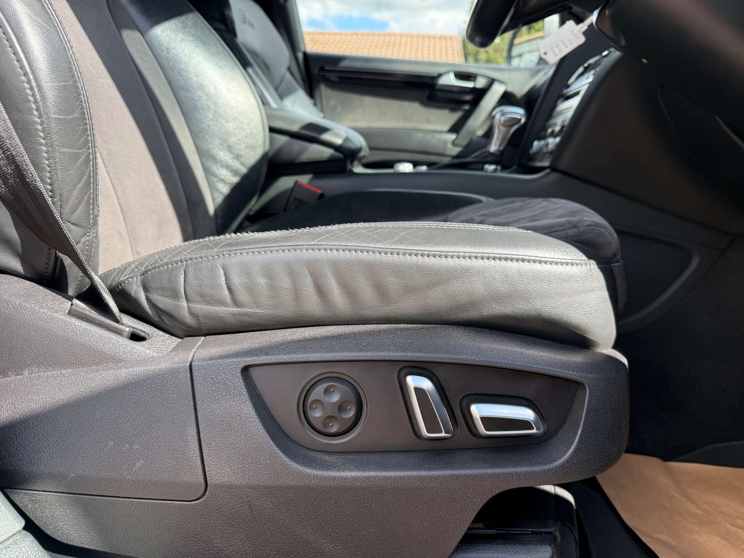 Used Audi Q7 2014 for sale - 76971060: Photo 33