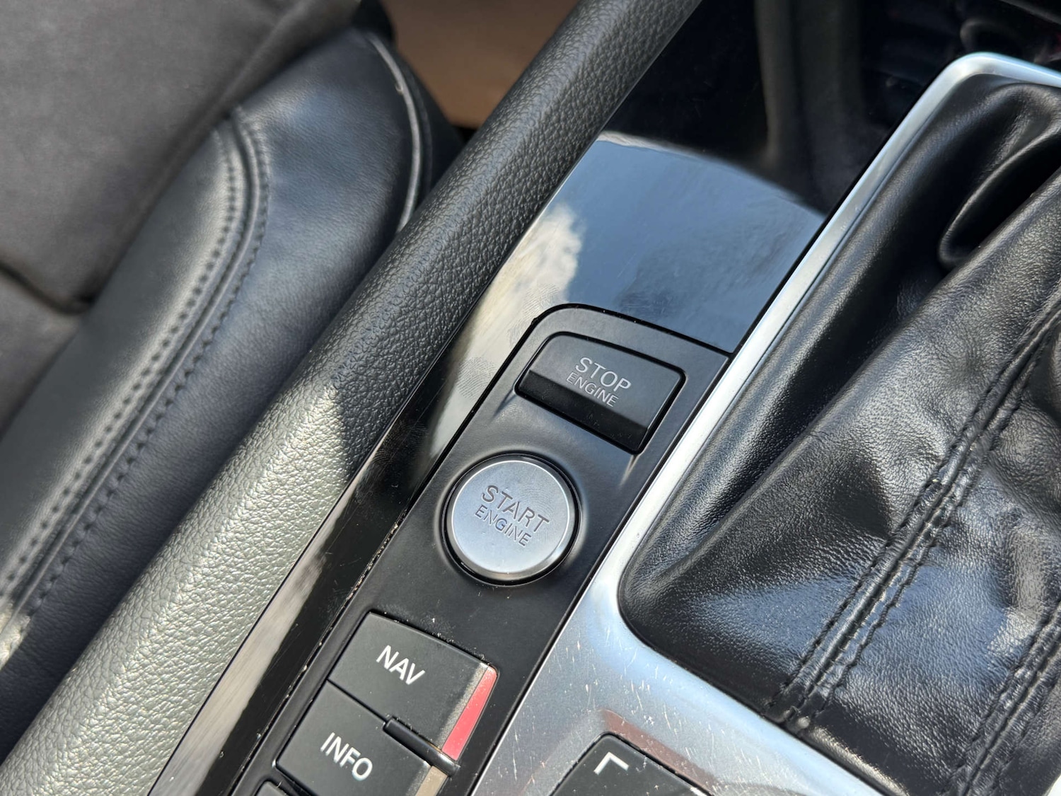 Used Audi Q7 2014 for sale - 76971060: Photo 44