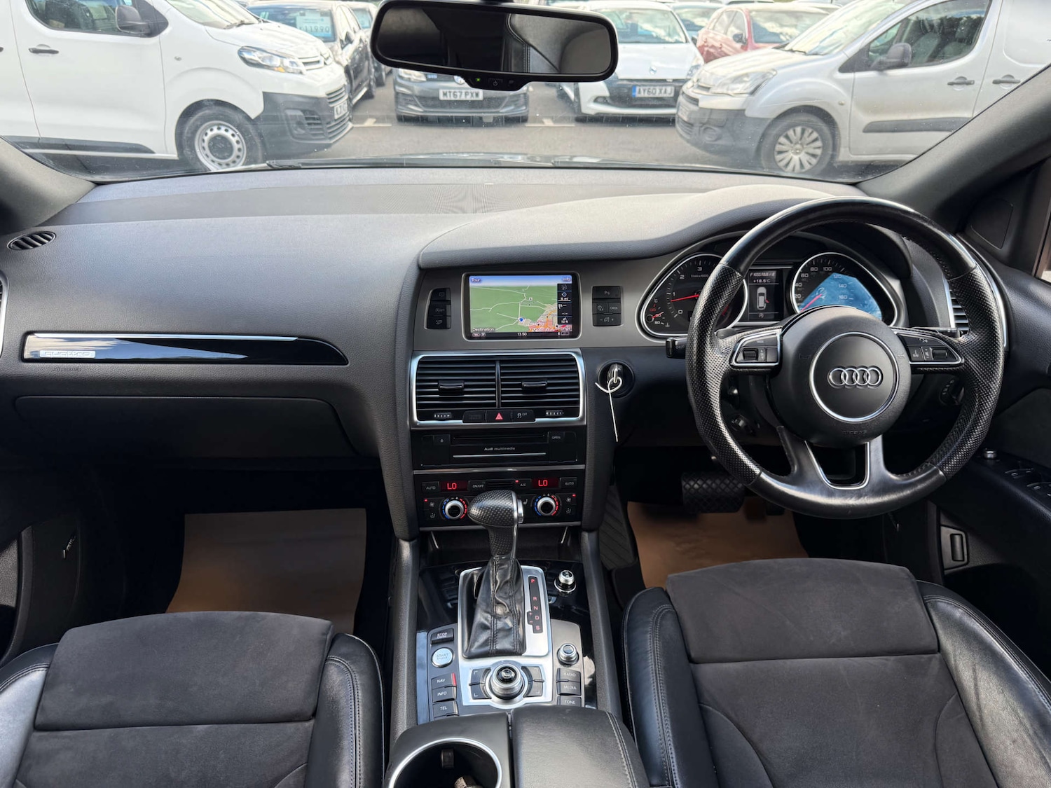 Used Audi Q7 2014 for sale - 76971060: Photo 46