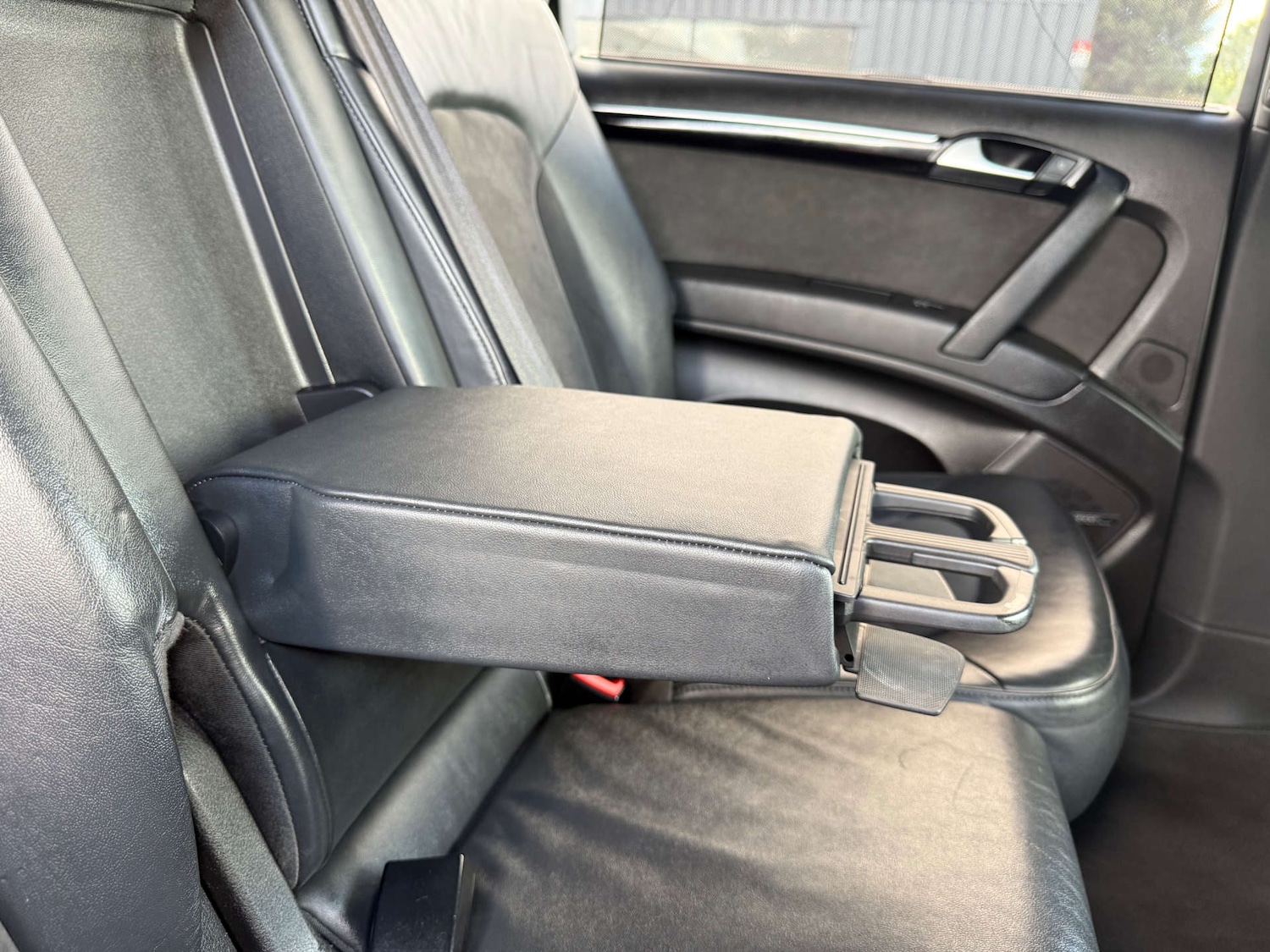 Used Audi Q7 2014 for sale - 76971060: Photo 49