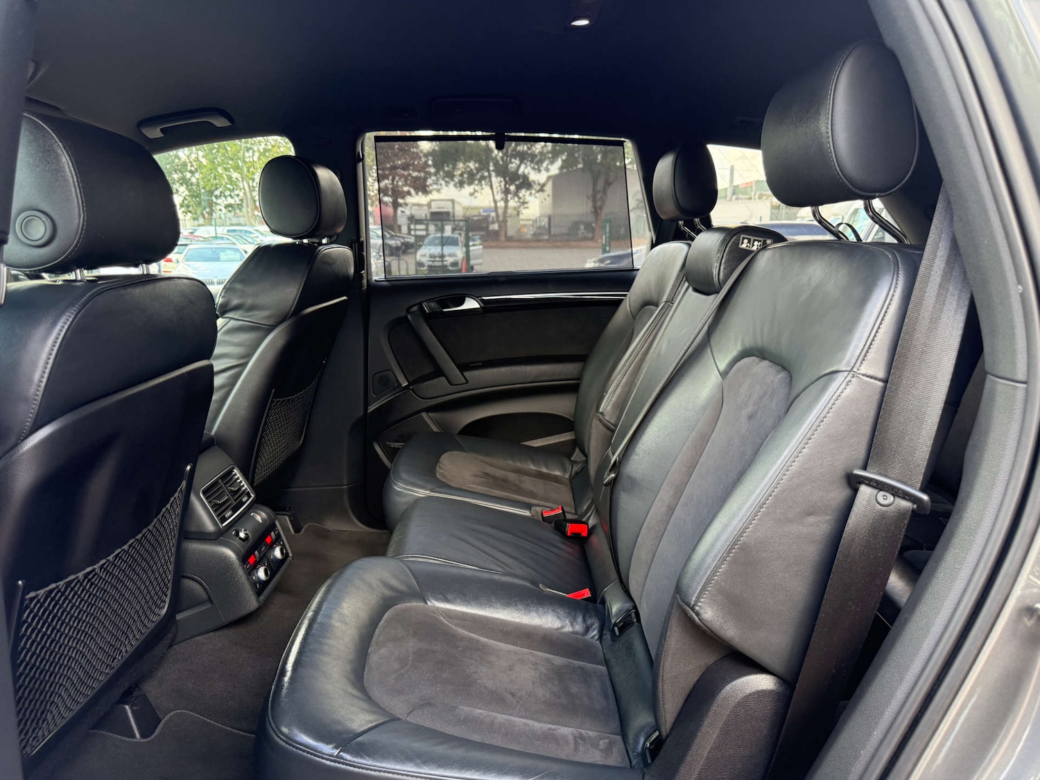 Used Audi Q7 2014 for sale - 76971060: Photo 54