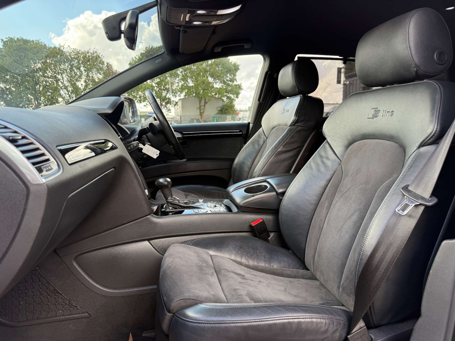 Used Audi Q7 2014 for sale - 76971060: Photo 59