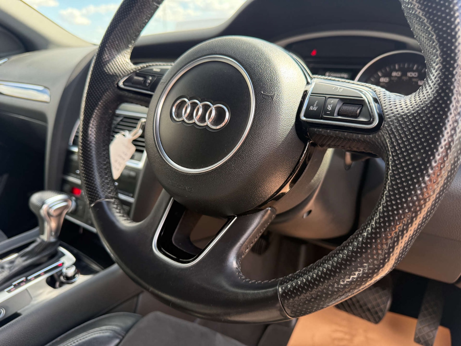 Used Audi Q7 2014 for sale - 76971060: Photo 70