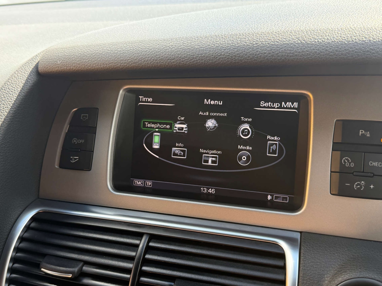 Used Audi Q7 2014 for sale - 76971060: Photo 86