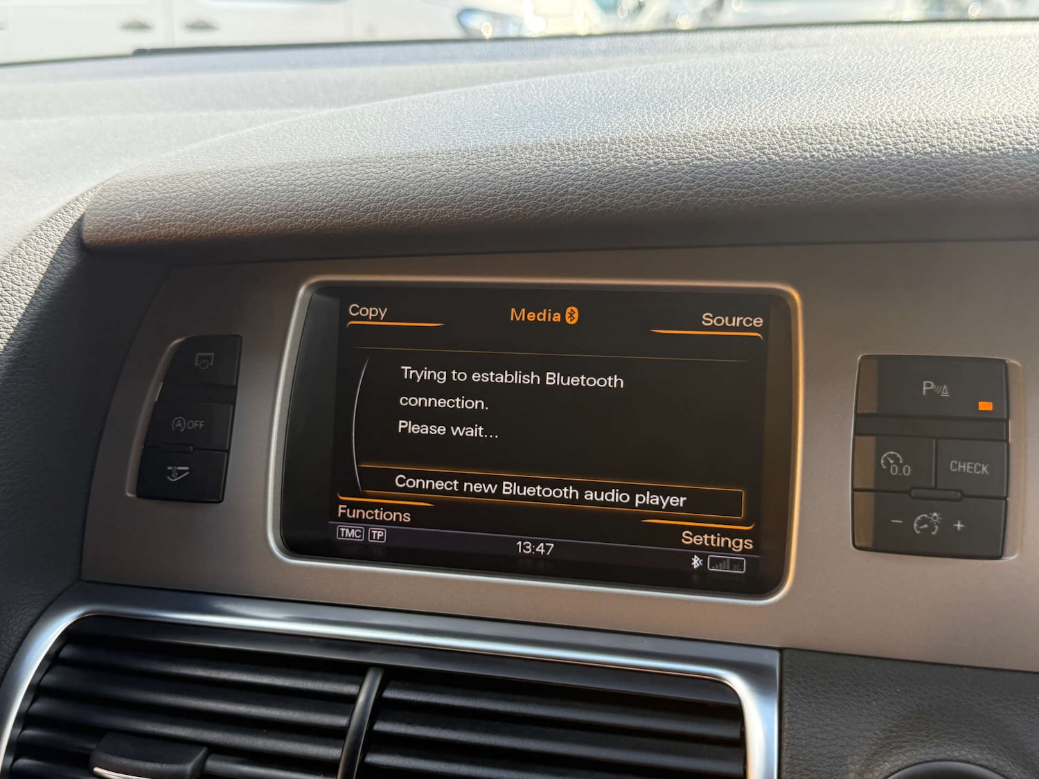 Used Audi Q7 2014 for sale - 76971060: Photo 88