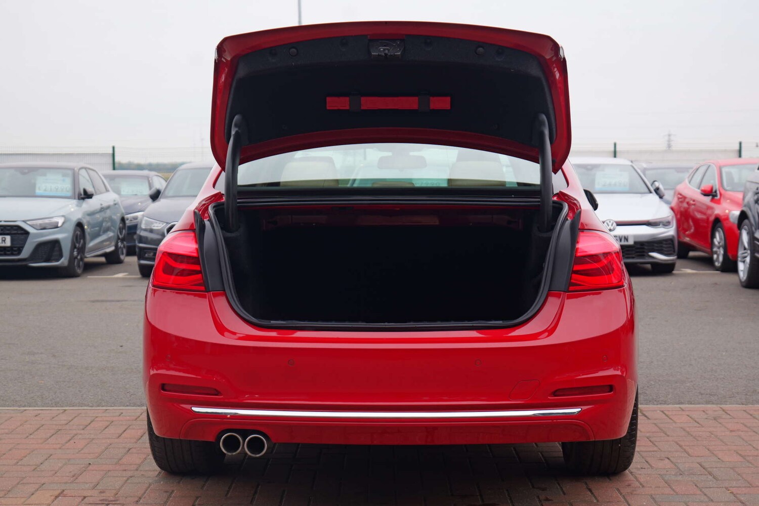 Used BMW 3 Series 2016 for sale - 76232981: Photo 18