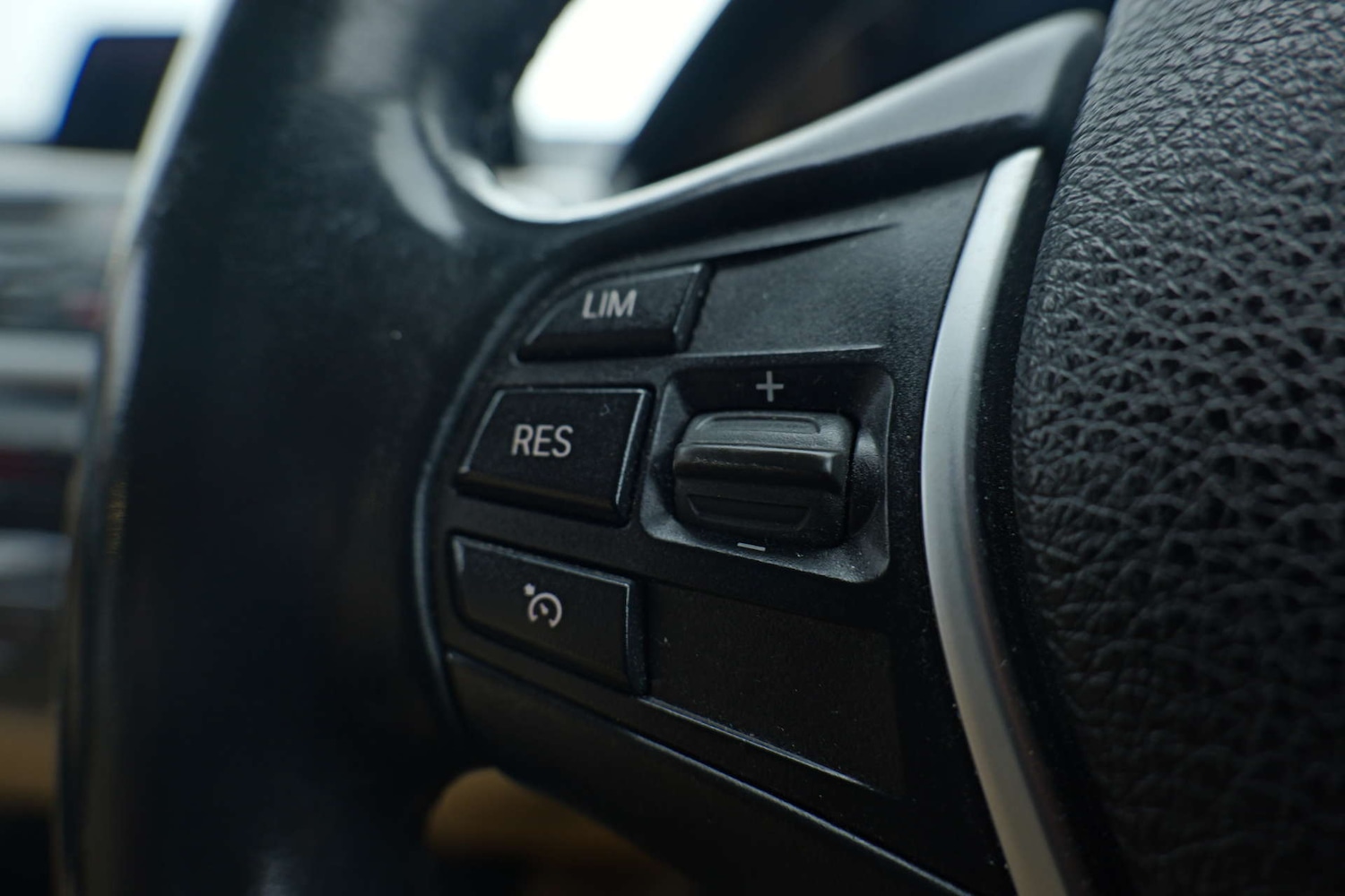 Used BMW 3 Series 2016 for sale - 76232981: Photo 29