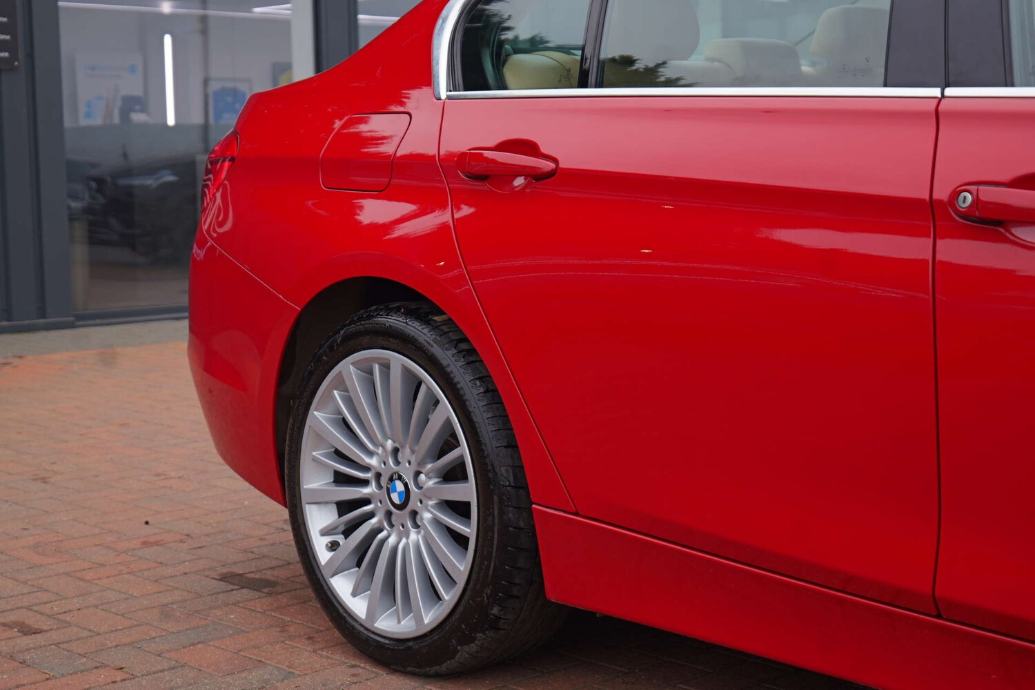 Used BMW 3 Series 2016 for sale - 76232981: Photo 46