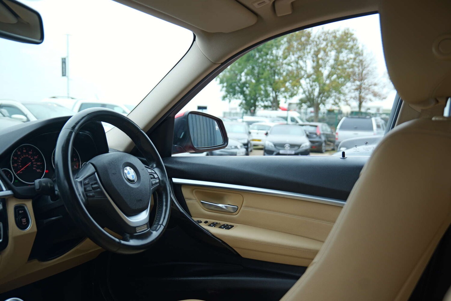 Used BMW 3 Series 2016 for sale - 76232981: Photo 90