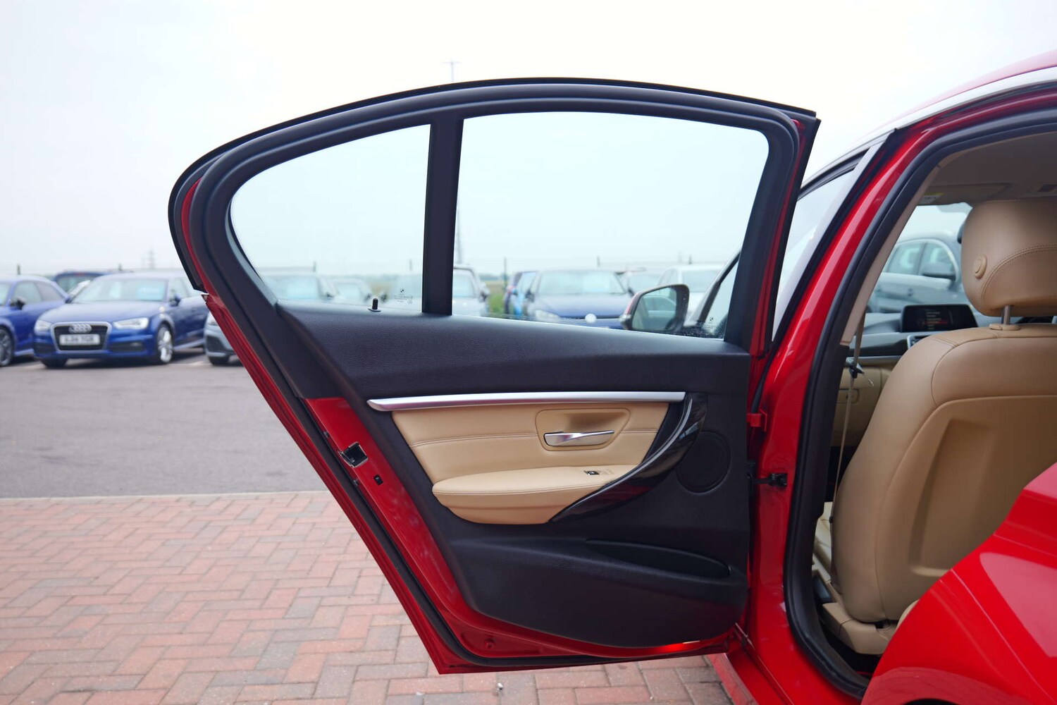 Used BMW 3 Series 2016 for sale - 76232981: Photo 91